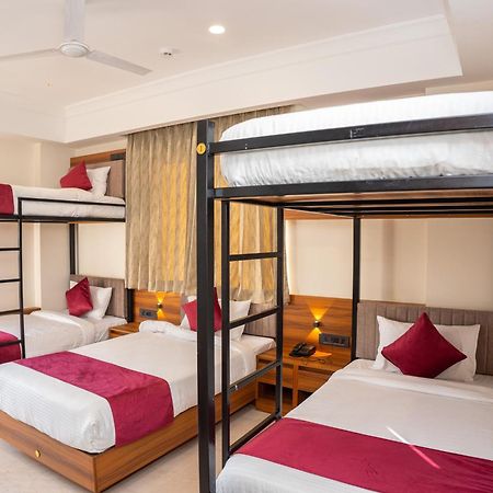 Raghunandan Palace - A Premier Boutique Stay, City Center & 500 Meters From City Railway Station ウダイプル エクステリア 写真