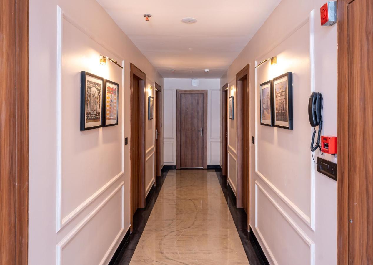 Raghunandan Palace - A Premier Boutique Stay, City Center & 500 Meters From City Railway Station ウダイプル エクステリア 写真