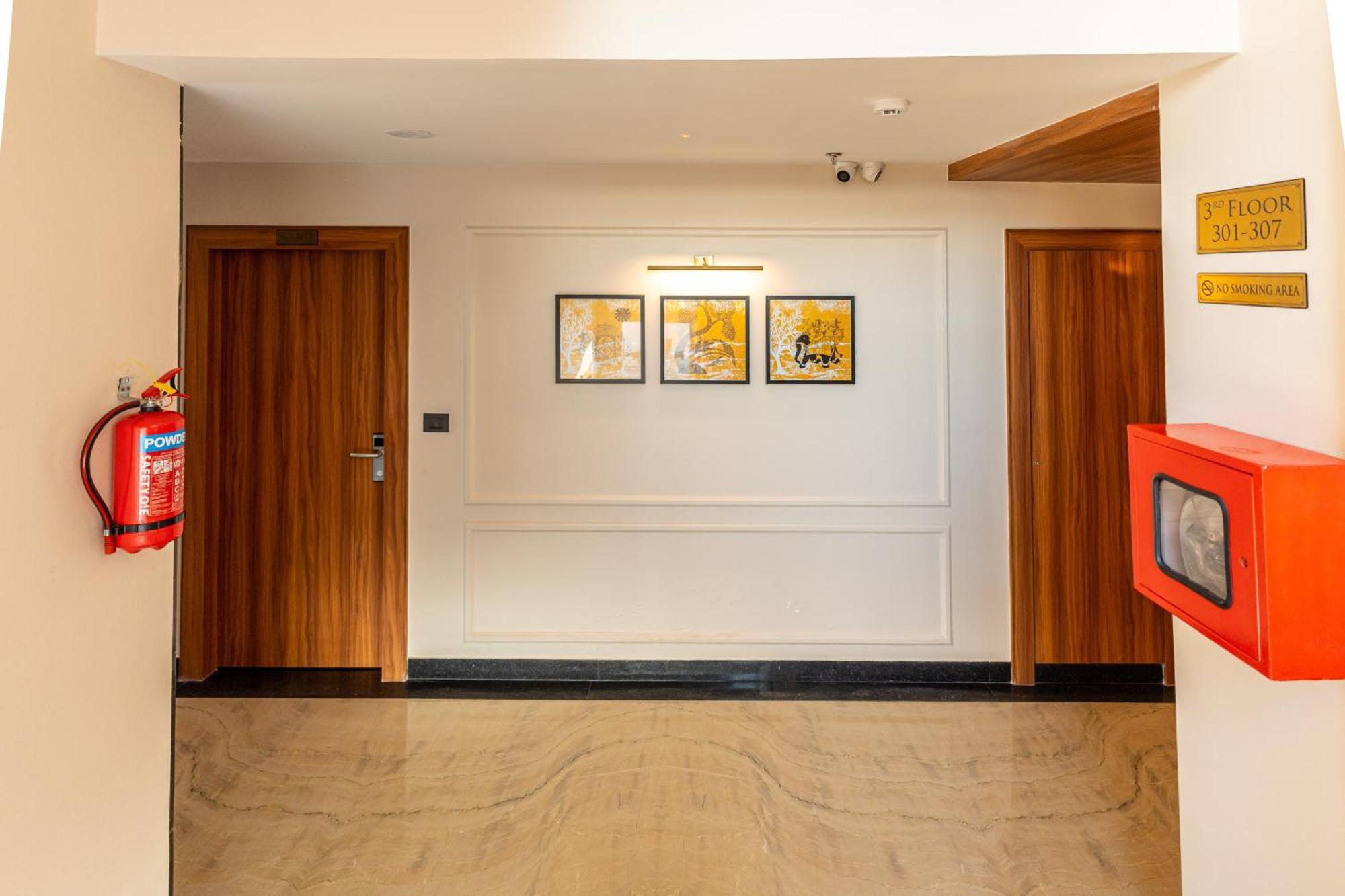 Raghunandan Palace - A Premier Boutique Stay, City Center & 500 Meters From City Railway Station ウダイプル エクステリア 写真